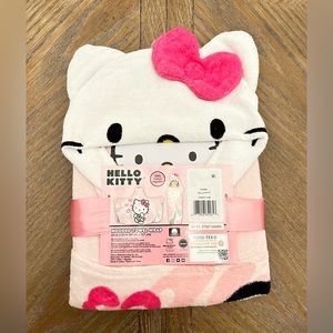 Hello Kitty Hooded Towel Wrap